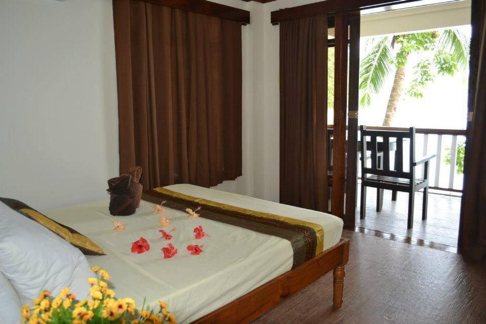 Periking El Nido Bed & Breakfast Bagian luar foto