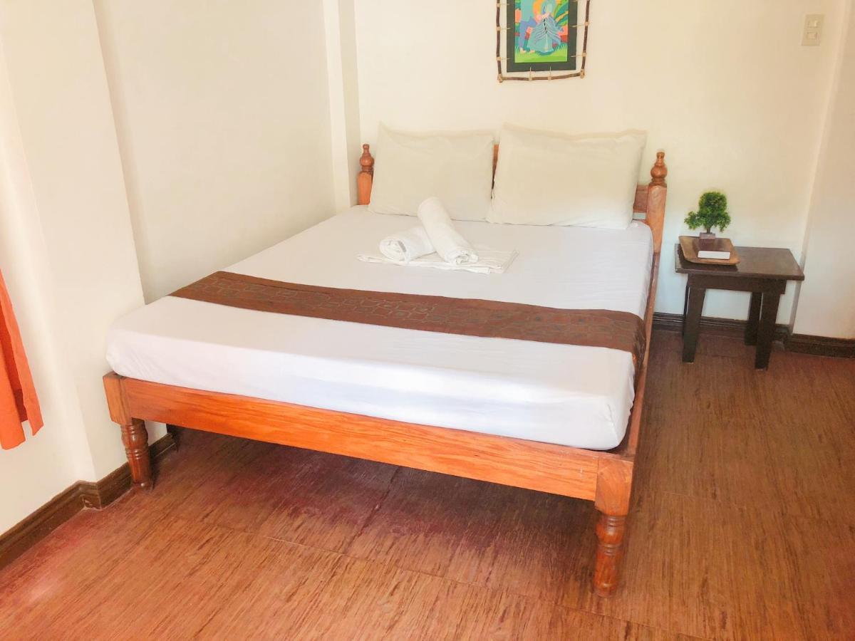 Periking El Nido Bed & Breakfast Bagian luar foto